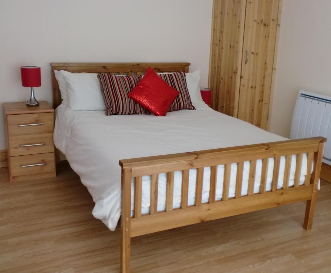 Rough Close Quiet, Cosy Annexe Room المظهر الخارجي الصورة